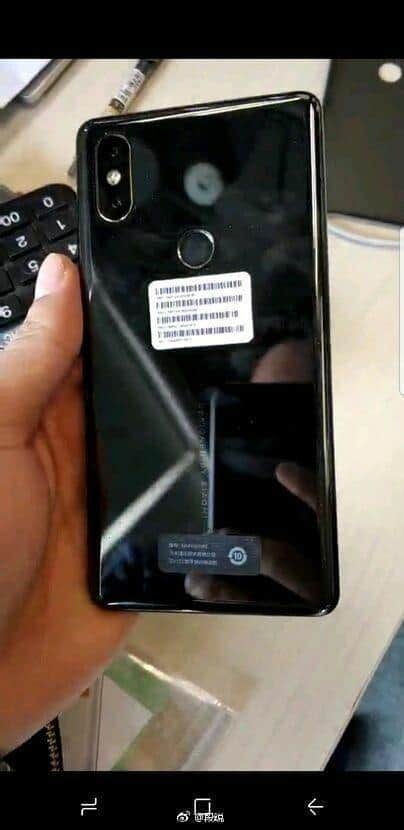 Xiaomi MI MIX 2S leaked photo rear